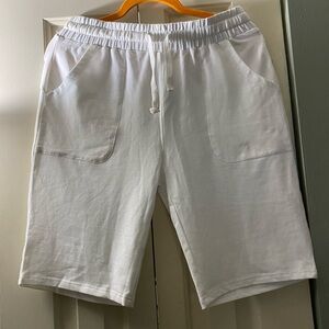 White Men's Shorts